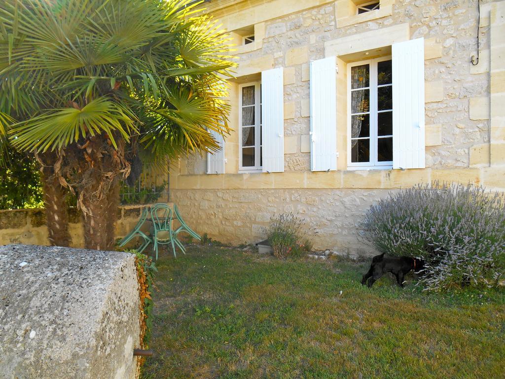 Bed and Breakfast Sous Les Marronniers Petit-Palais-et-Cornemps Номер фото